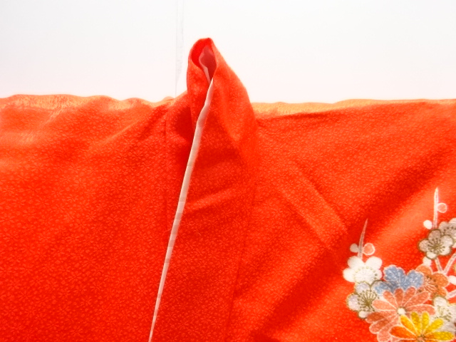  花車模様刺繍子供着物(内袖・長襦袢付き)